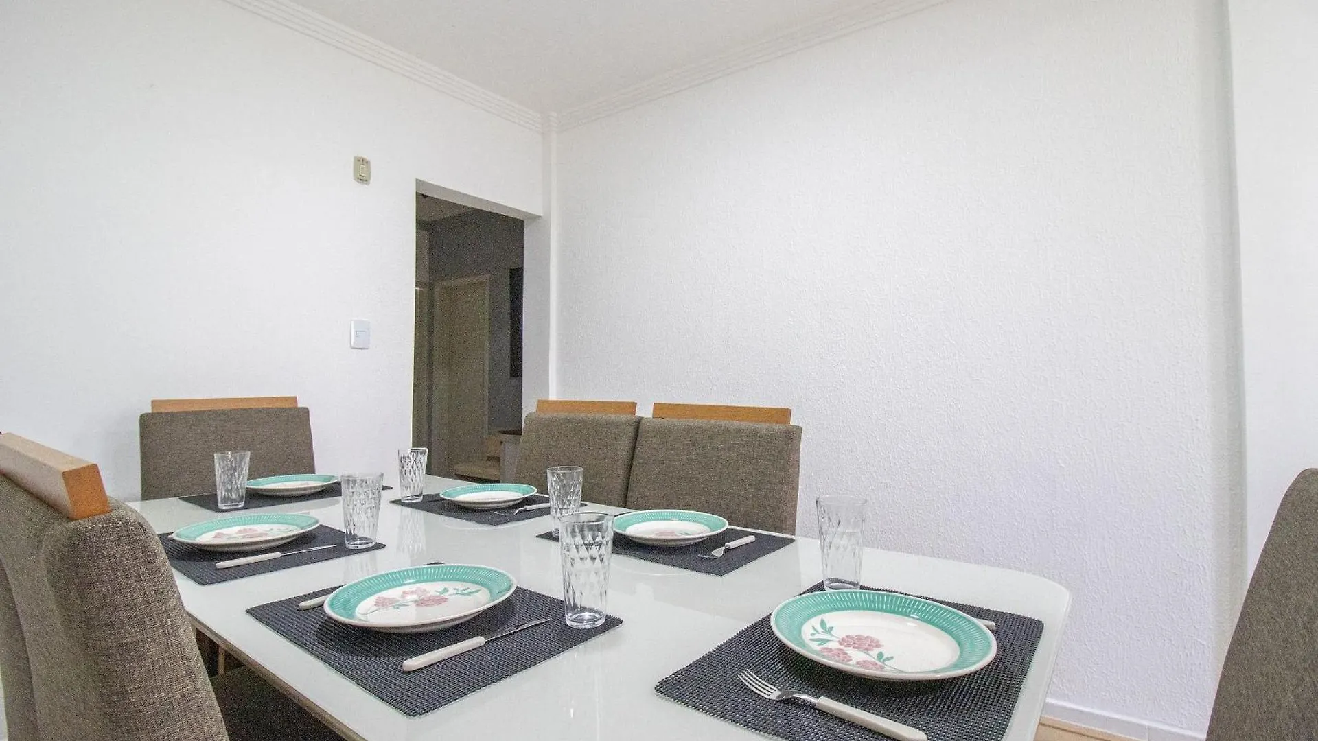 Апартаменты Los32 - 2 Dorm, Av. Brasil, Tv Smart Балнеариу-Камбориу
